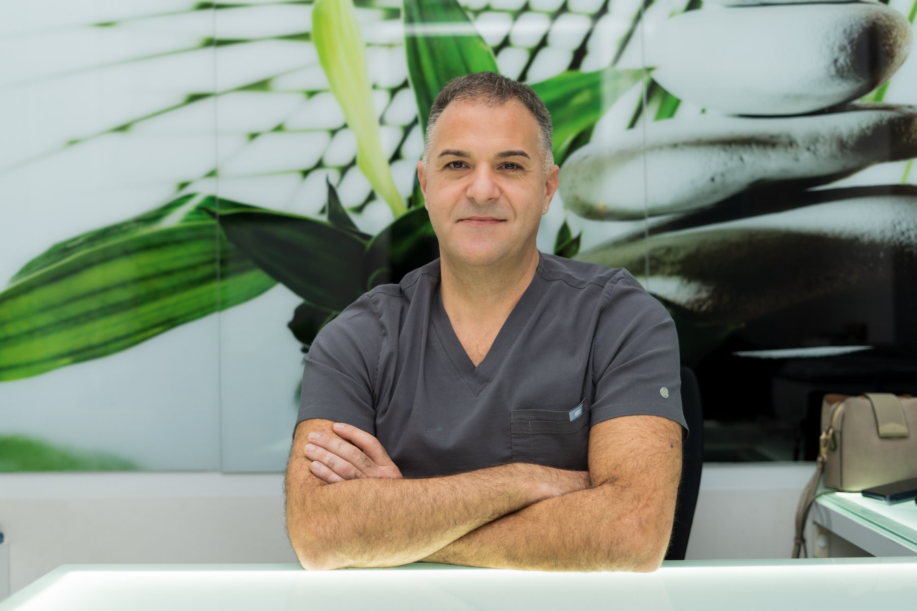 dr Boris Ćulum — Elite Dent